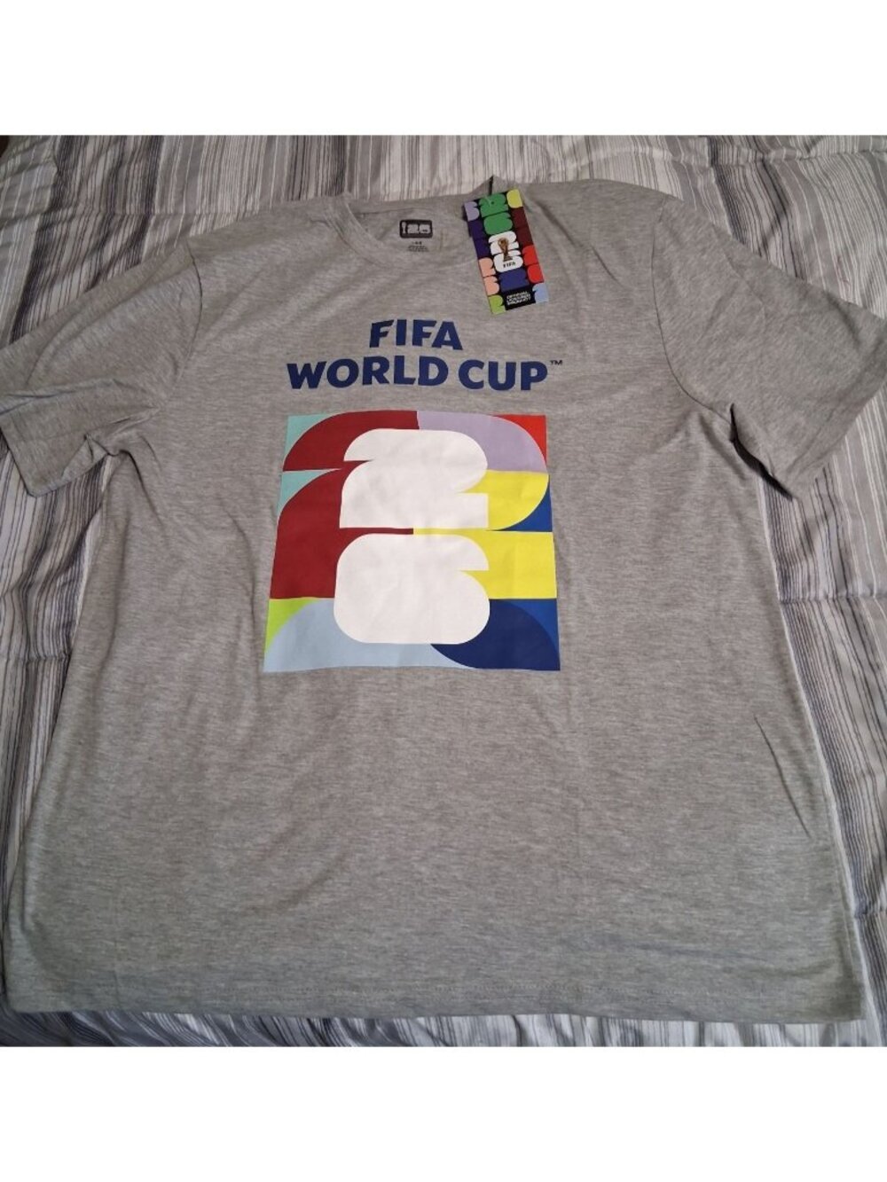 NWT Fifa World Cup 2026 T-Shirt Gray Adult Size Large MSRP $19.99